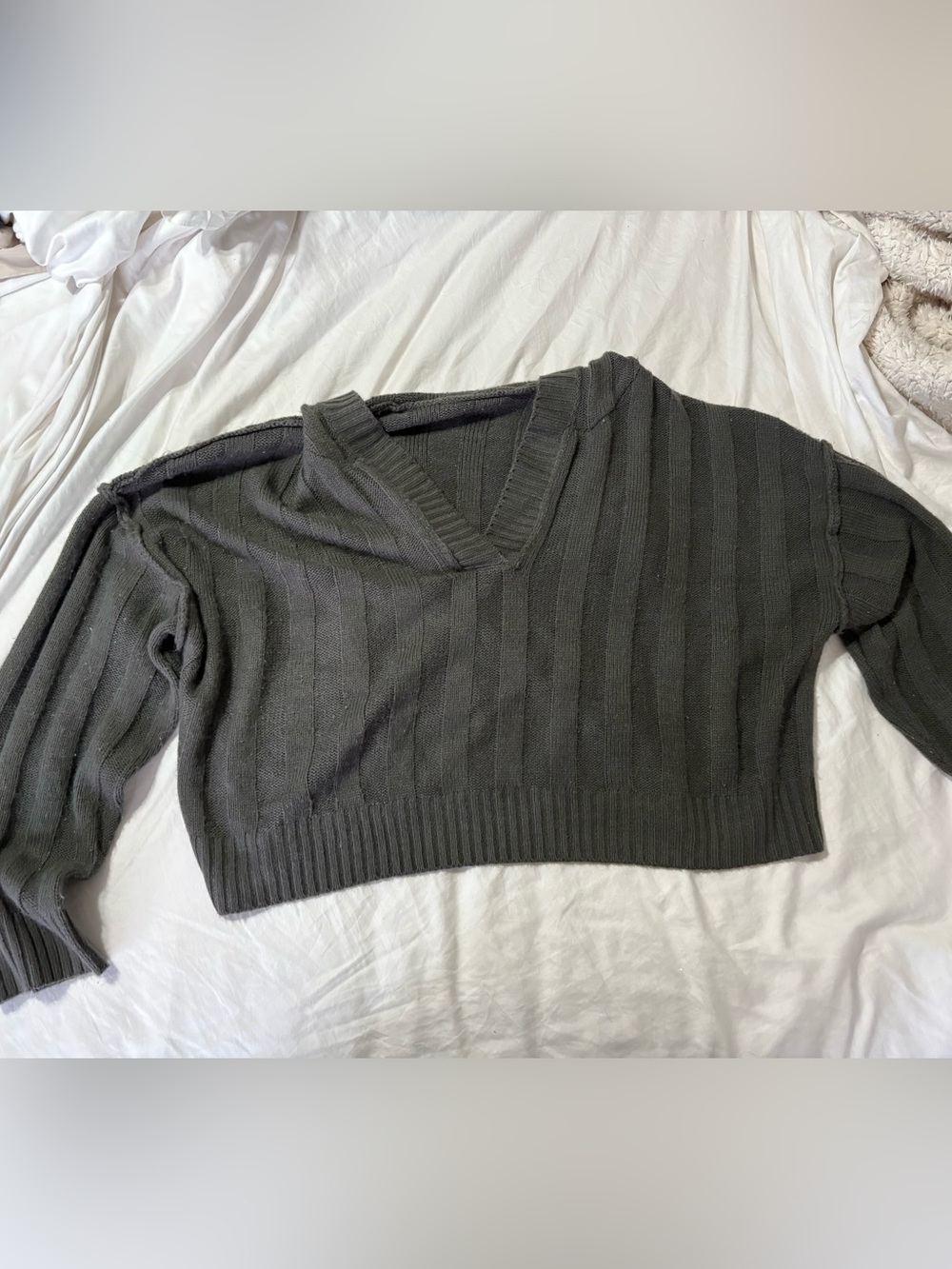 SHEIN Dark Gray Ribbed V-Neck Sweater